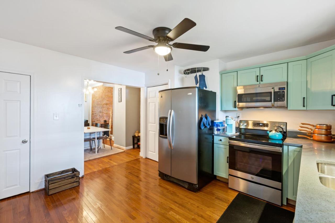 Pristine Townhouse With Rooftop Deck Near Canton! Baltimore Luaran gambar