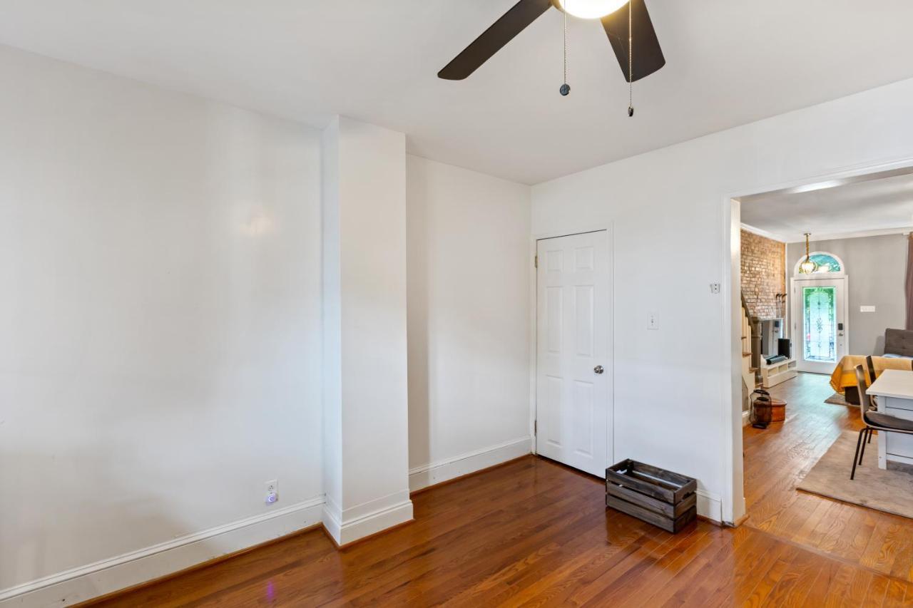 Pristine Townhouse With Rooftop Deck Near Canton! Baltimore Luaran gambar
